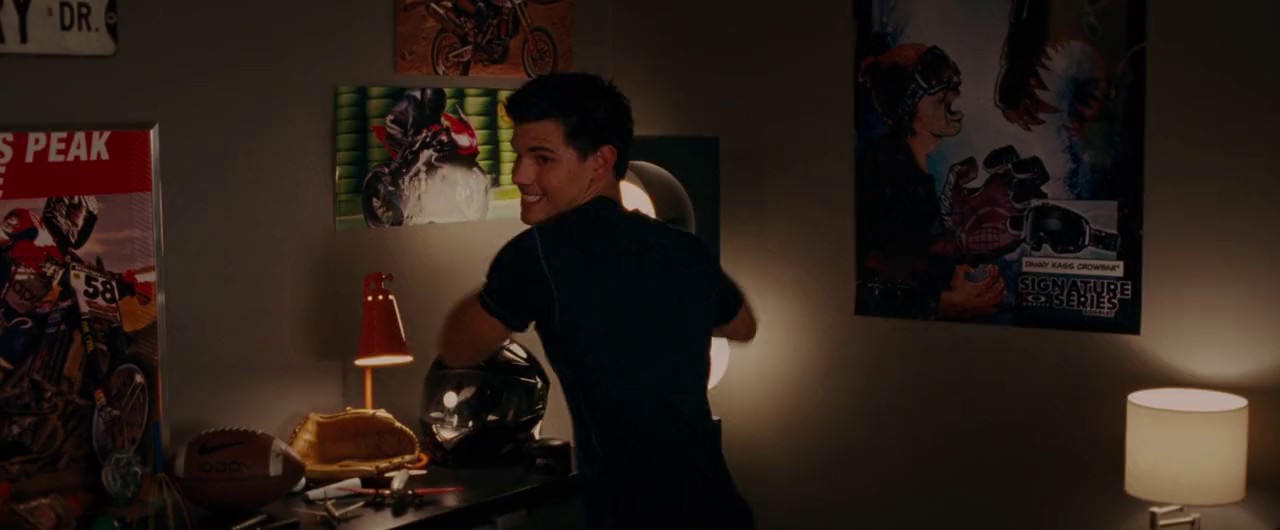 Abduction (2011) BluRay Hin + Eng + Tam + Tel 720p x264 AVC AAC 2.0 ESub.mkv.0000